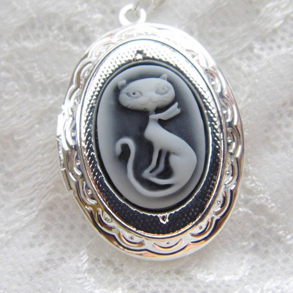 Petite Locket Cameo kitty cat black Necklace Retro - Picture 4 of 5